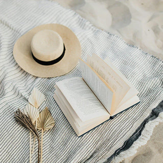 Beach Reads & Bathing Suits: 7 Pairings to Match Your Mood