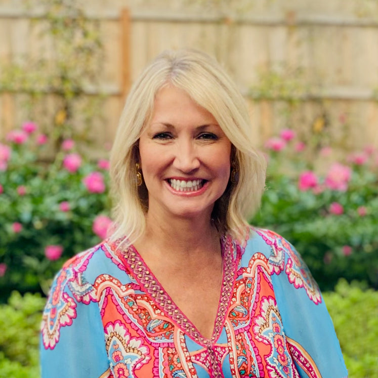 Spring Blooms at The Little Flower Shop Helen Jon