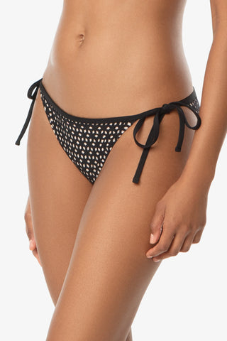 string-bikini-bottom-with-binding-black-laser-cut-8
