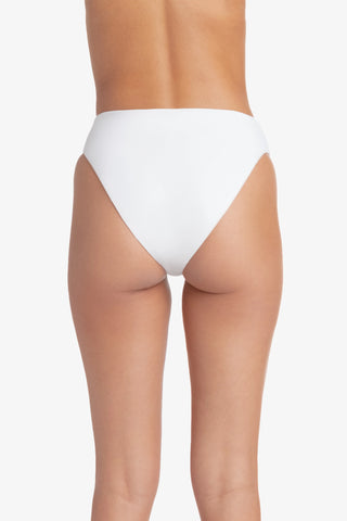 shirred bottom textured white 1