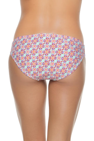 Classic Hipster  |  Secret Bay