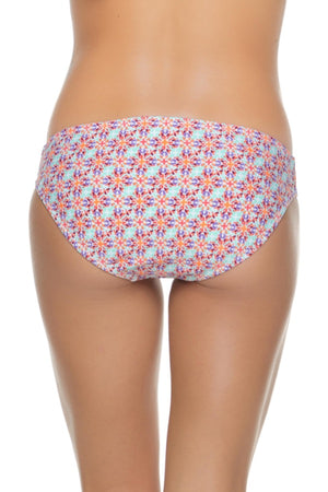 Classic Hipster  |  Secret Bay